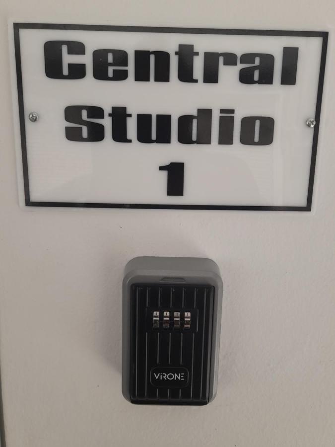 Central Studio 1 Iraklion Buitenkant foto